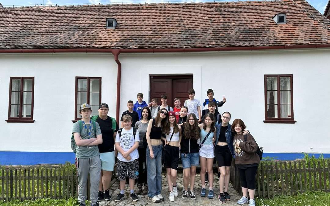 Krajem Mrštíků se vydali naši osmáci