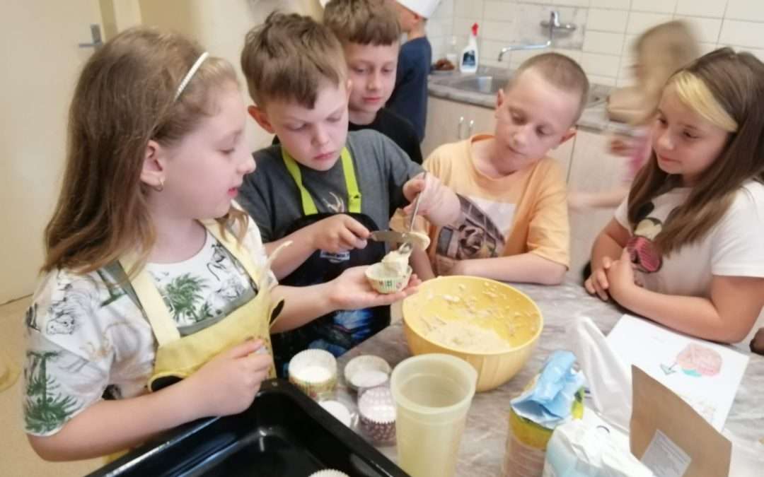 Výuka propojená s praxí aneb Pečení ve 2.A