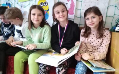 Měsíc knihy oslavila družina v knihovně