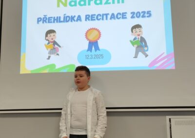 Recitační soutěž prvního stupně.