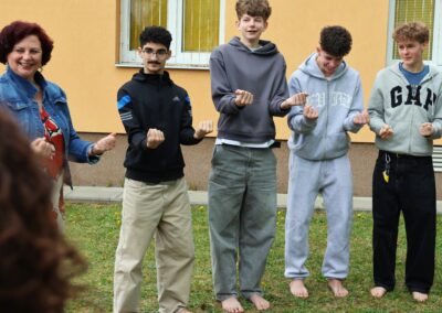 Žáci na workshopu Wave of wonders