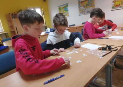 Beseda třeťáků v knihovně.