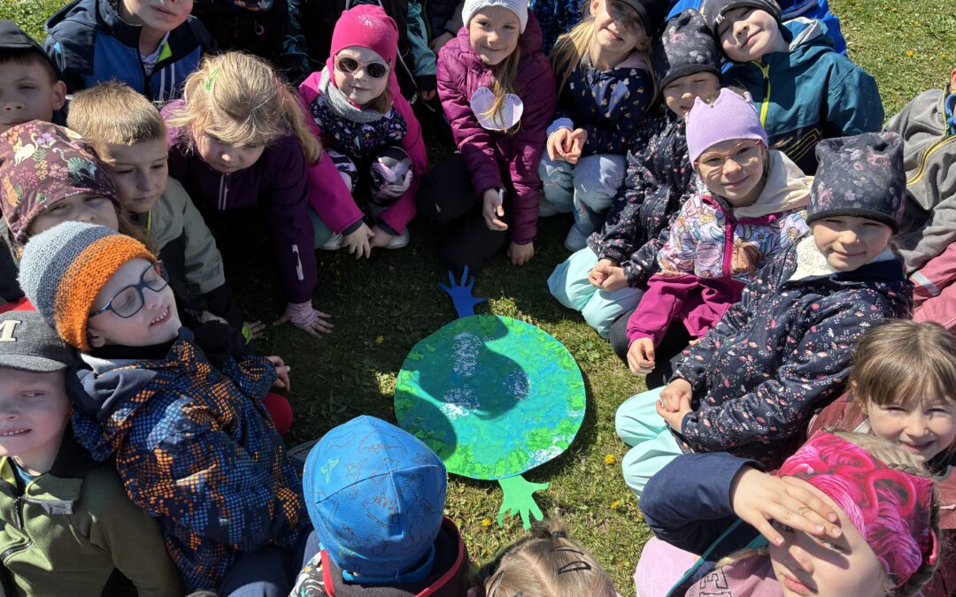 Den Země s prvňáčky.