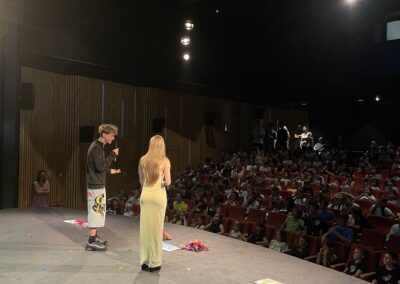 Děti uvádějí akademii